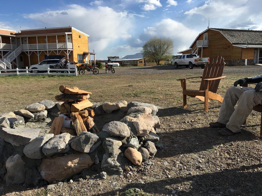 The Riverside Ranch Motel And Rv Park Southern Utah Hatch Dış mekan fotoğraf